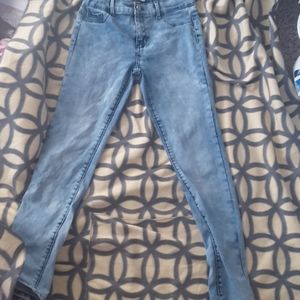 Mid washed jeans